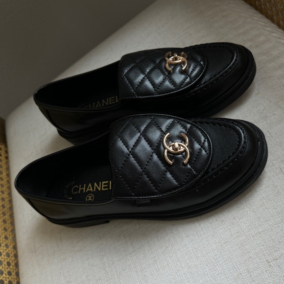 CC LOAFERS - Picture 7 of 7